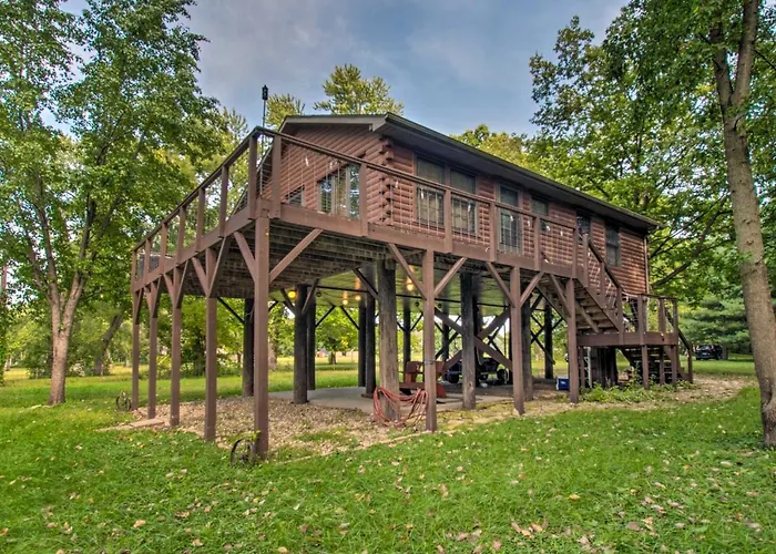 Hébergement de vacances Cozy Riverfront Getaway: Fishing On-site!